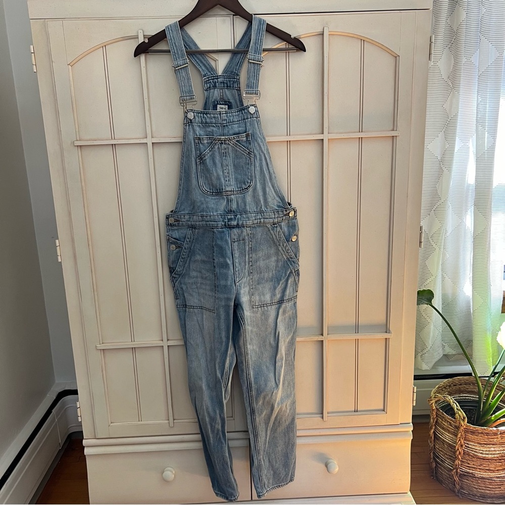 Gap overalls
